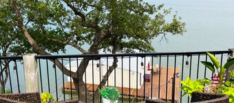 Waterfront Home on the Lake ~ Water, Winstar Casino & Wine