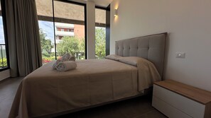 Deluxe Apartment, Garden View | 1 bedroom, individually furnished, desk, laptop workspace - Puglia Promenade Apartment 1 (Bari)