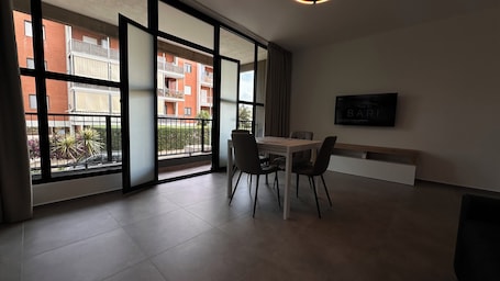 Smart TV. Puglia Promenade Apartment 2