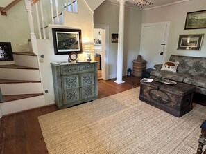 Smart TV, fireplace, books