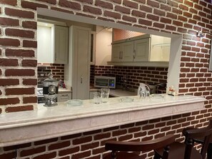 Kjøleskap, mikrobølgeovn og ovn