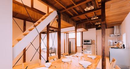 One Harajuku: Newly renovated 2 story, 3Bd, 2Br house in the heart of Harajuku.