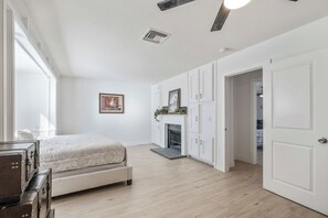 3 bedrooms, WiFi, bed sheets