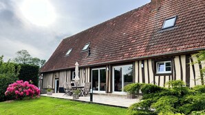 Exterior - Character House with 3000 m² Garden, Alabaster Coast (Sauqueville)