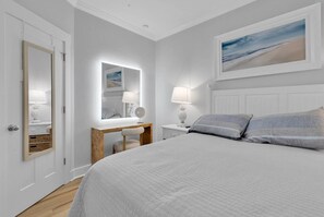3 habitaciones, tabla de planchar con plancha, wifi y ropa de cama