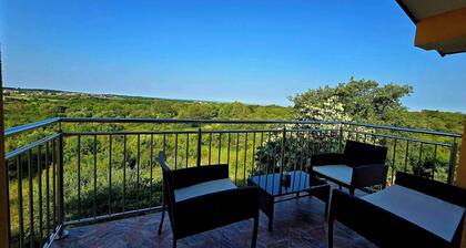 Umag Hideaway: Gogi Apartment, Cozy Haven with Private Terrace!