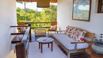 Executive Suite, Lanai, Garden View | Living area | TV