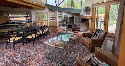 Host Group + Family Retreats! 11-acres, 2 homes + views: Red Jack Ranch Santa Fe
