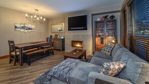 Smart-TV, peis, DVD-spiller og fotballspill