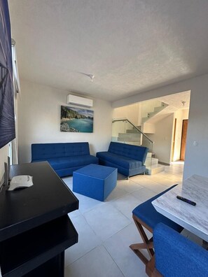 Standard-talo, 3 makuuhuonetta, keittiö | Oleskelualue