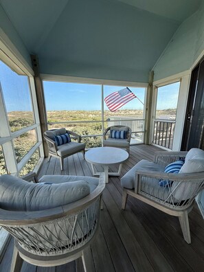 Interior - 1 MINUTUE WALK TO BEACH FROM BHI BEACH FRONT HOME (Bald Head Island)