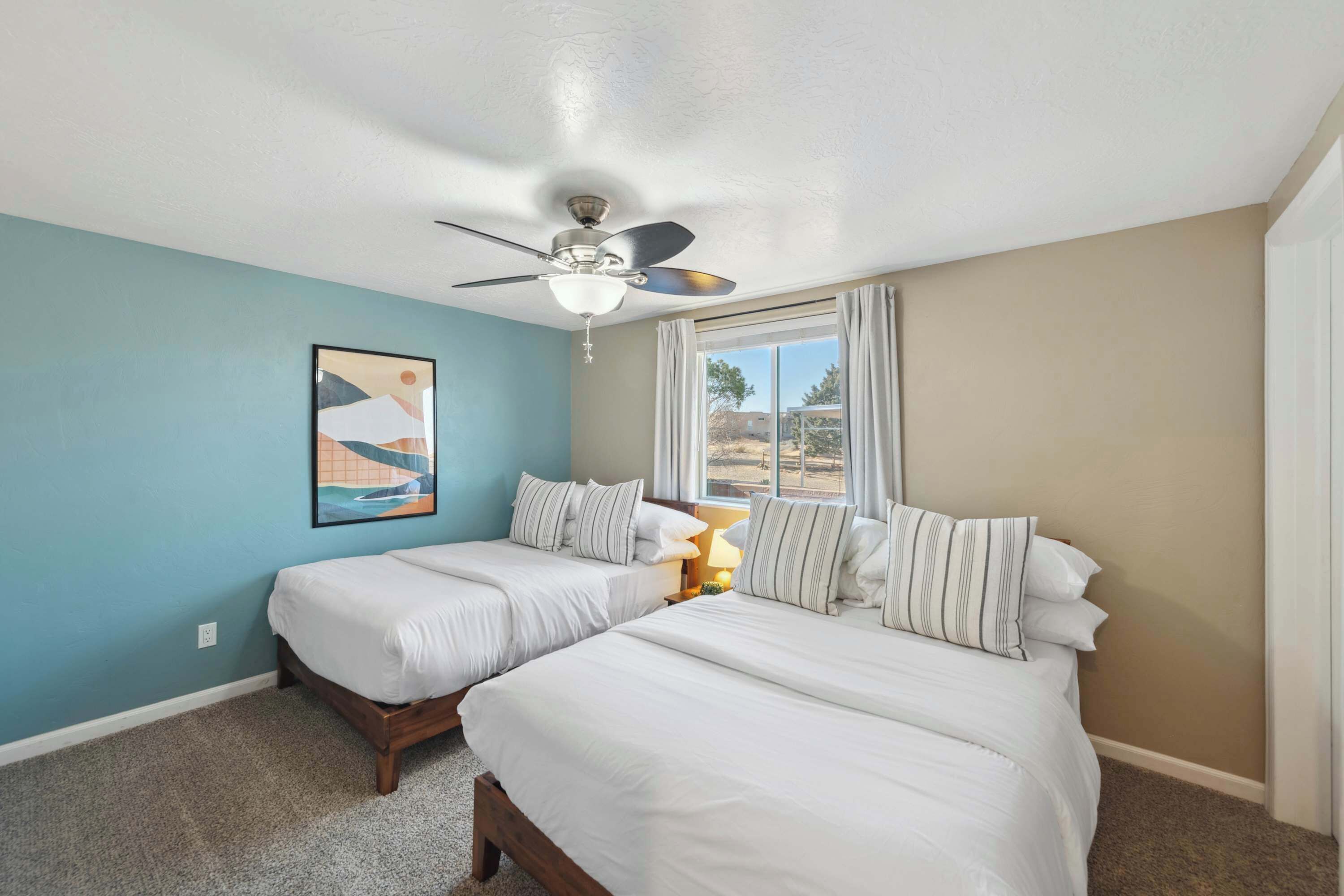 3 bedrooms, travel cot, WiFi, bed sheets