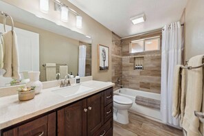 Shower, hair dryer - The Hideaway - 50 Mile Views, Sleeps 8, Big Garage (Page)