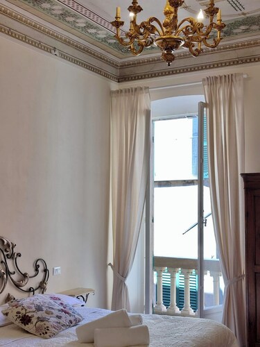 Albenga "Historic Residence Senator Rolandi Ricci"