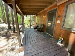 Terrace/patio - Cozy cabin in the woods! (Pinetop-Lakeside)