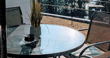 No Stairs Electric Fireplace
Indoor/Outdoor Pool
Pickleball/Basketball/KidsPark