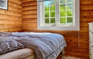 2 bedrooms