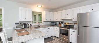 Ocean Pines 3BR 2BA Entire House w/ outdoor oasis