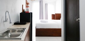 Studio | Eigene Küche | Kühlschrank, Herdplatte, Reiskocher