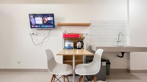 Studio - Cozy And Simply Studio (No Kitchen) Bandaraya - Tallasa City Makassar Apartment (Makassar)