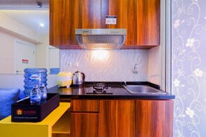 อพาร์ทเมนท์ | ครัวส่วนตัว | ตู้เย็น, ��เตาประกอบอาหาร, กาต้มน้ำไฟฟ้า, หม้อหุงข้าว