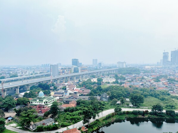 Exterior - Minimalist Studio Grand Kamala Lagoon Apartment (Bekasi)