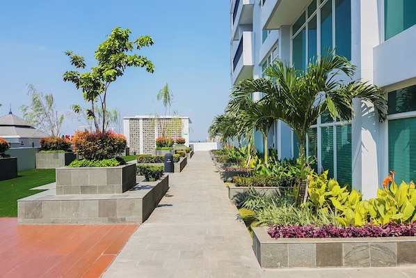 Exterior - Best Deal And Homey Studio Apartment Tree Park City Cikokol (Tangerang)