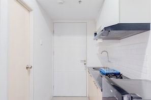 Studio | Eigene Küche | Großer Kühlschrank, Herdplatte, Wasserkocher