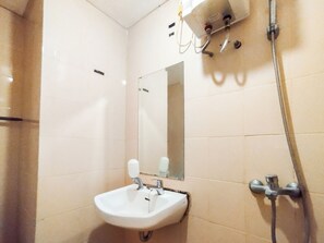 Apartment | Bathroom | Shower, towels - Simple 1Br Apartment Parahyangan Residence (Bandung)