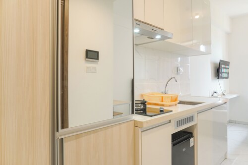 Furnished And Cozy Studio Sky House Alam Sutera Apartment