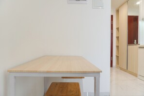 Interior - Furnished And Cozy Studio Sky House Alam Sutera Apartment (Tangerang)