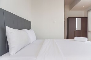 Free WiFi - Good Deal Big Studio At Tokyo Riverside Pik 2 Apartment (Teluknaga)