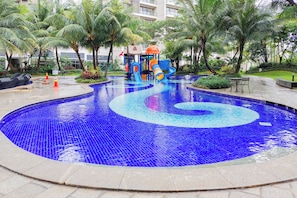 Utomhuspool