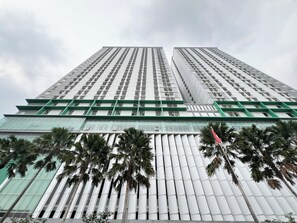 Exterior - Simple And Comfortable Living Studio At Bale Hinggil Apartment (Surabaya)