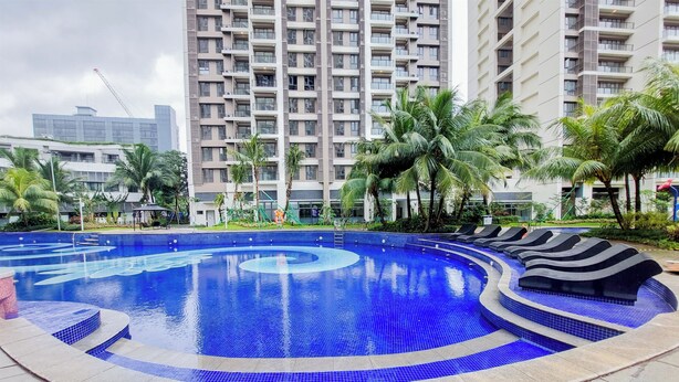 Kolam renang outdoor