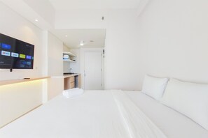 Studio | Free WiFi - Simply And Homey Studio At Poris 88 Apartment (Tangerang)