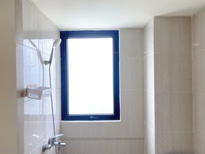 Lägenhet | Badrum | Dusch och handdukar