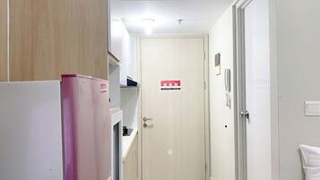 Studio | Eigene Küche | Großer Kühlschrank, Herdplatte, Wasserkocher