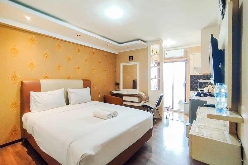 Nice And Comfortable Stay Studio At Gateway Ahmad Yani Cicadas Apartment