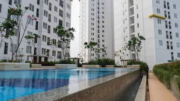 Kolam renang outdoor