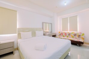 Studio - Good Deal And Cozy Studio Green Pramuka City Apartment (Jakarta)