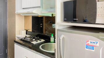 开间 | 私人厨房 | 冰箱、炉灶、电饭煲