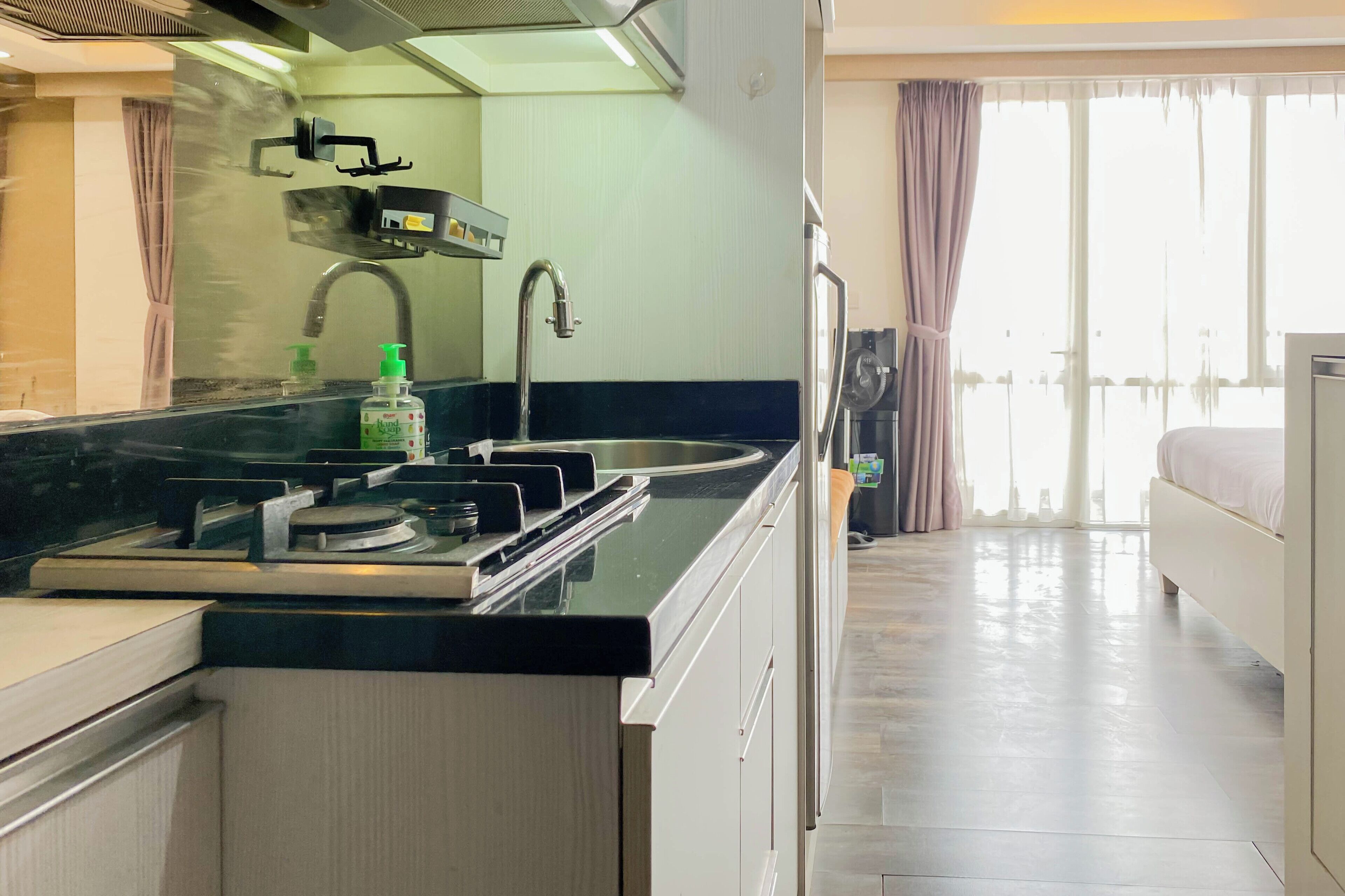 Studio | Private kitchen | Fridge, stovetop, rice cooker