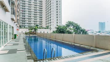 Kolam renang outdoor