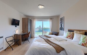 6 Schlafzimmer, Bügeleisen/Bügelbrett, Reisekinderbett, kostenloses WLAN