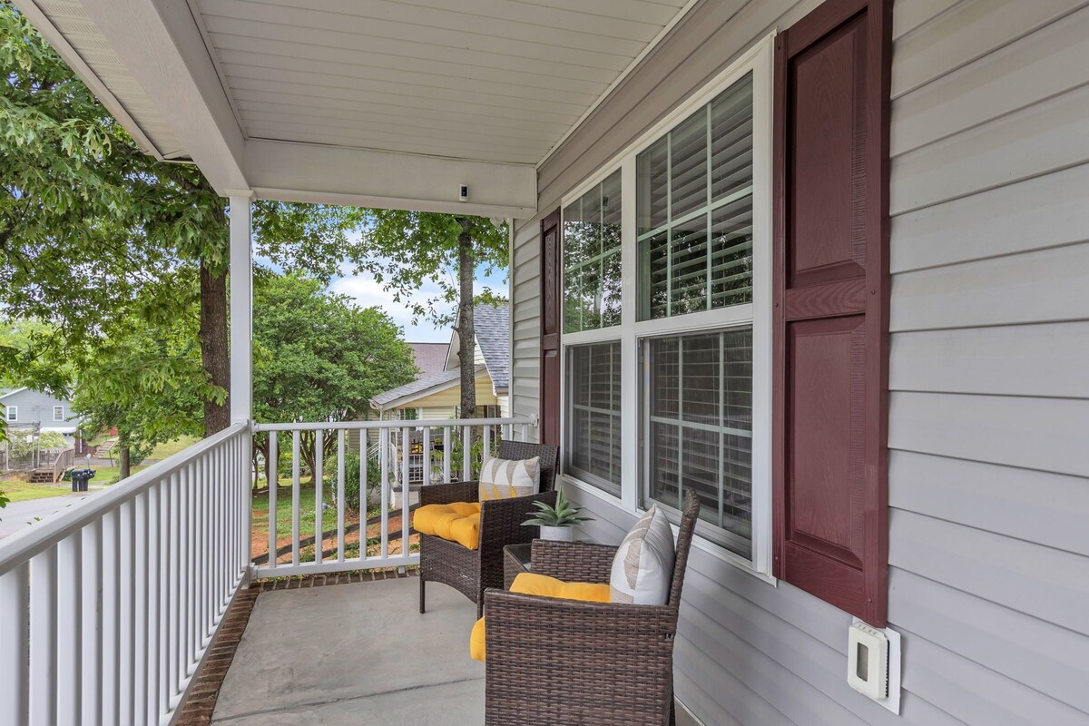 Photo 5 of 3BR - Pet-Friendly & Close to Downtown Greer