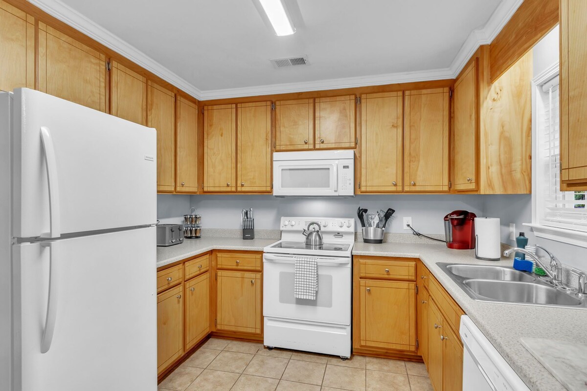 Photo 12 of 3BR - Pet-Friendly & Close to Downtown Greer