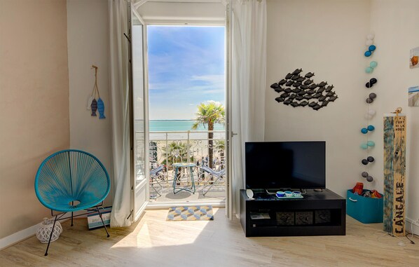Living area - Beautiful apartment in Cancale (Cancale)