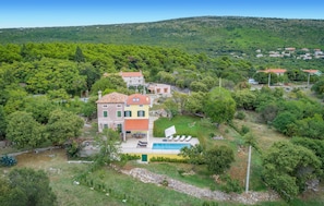 Exterior - Awesome home in Koromacno (Koromacno)