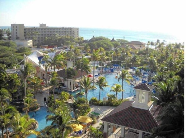 Outdoor pool - Marriott's Aruba Ocean Club 2BR/2 Bath Villa Sleeps 8 (Palm Beach)